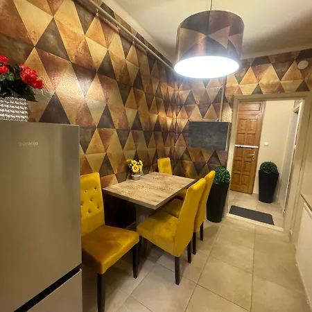 Next To The Apartamento Debrecen